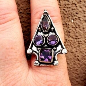 ***Sale*** New Amethyst 925 Silver Arrow Ring.